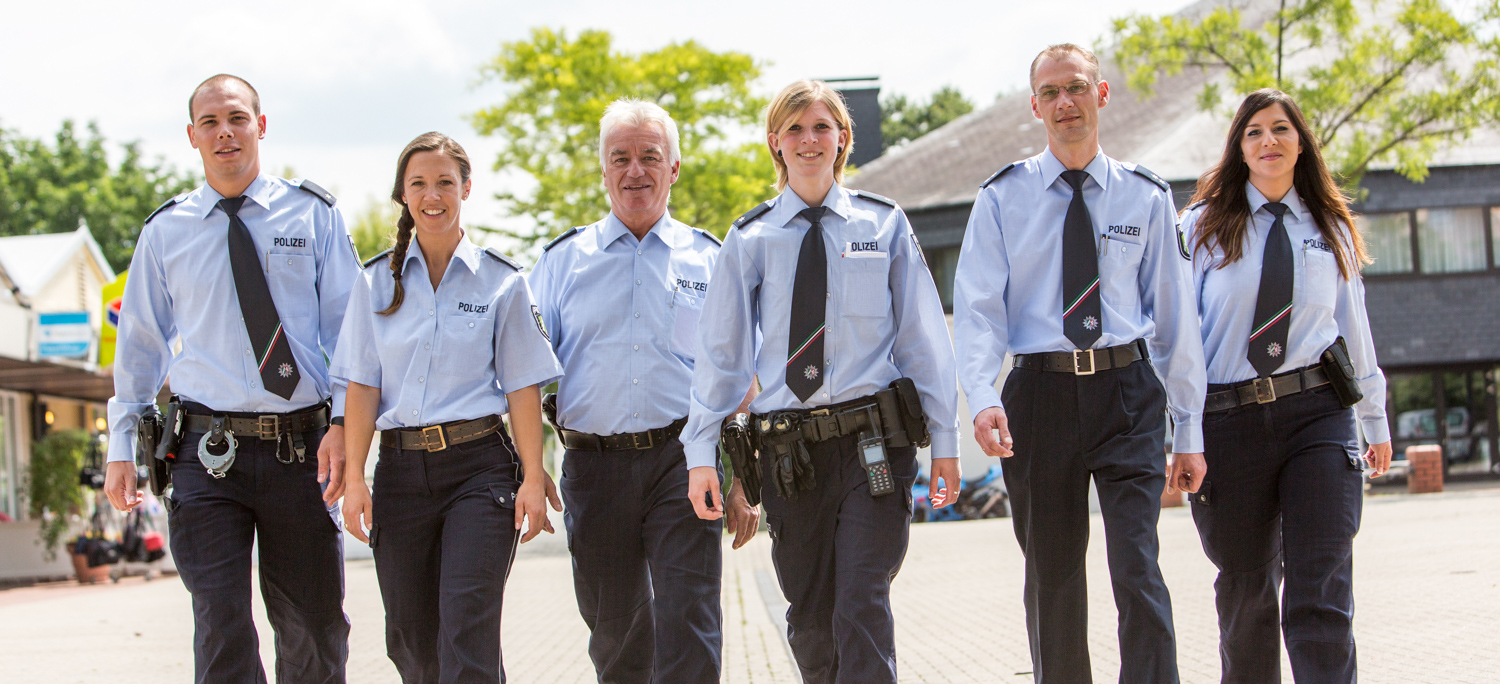 Gruppe von Polizisten